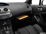  Glove box open photo